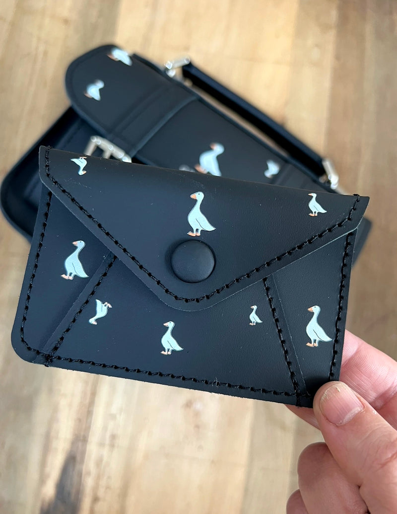 CARD WALLET DUCKS BLACK