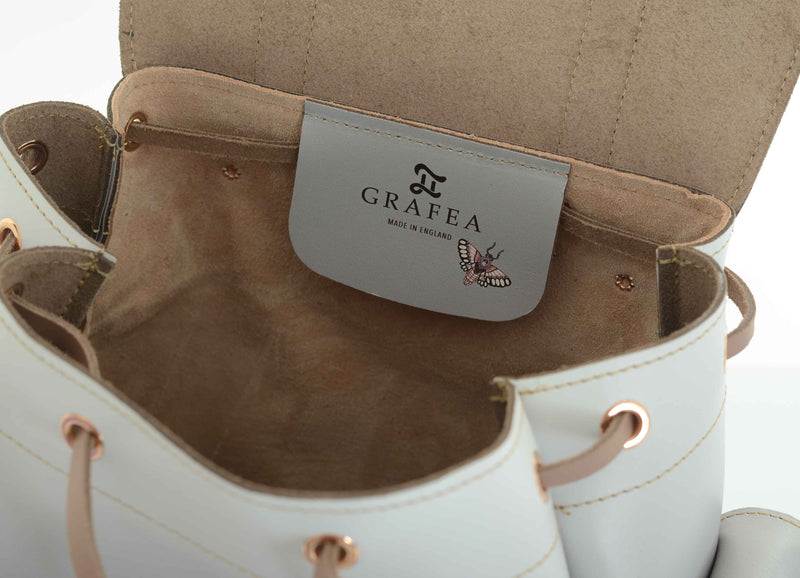 HARI II MOTH Leather Backpack GRAFEA