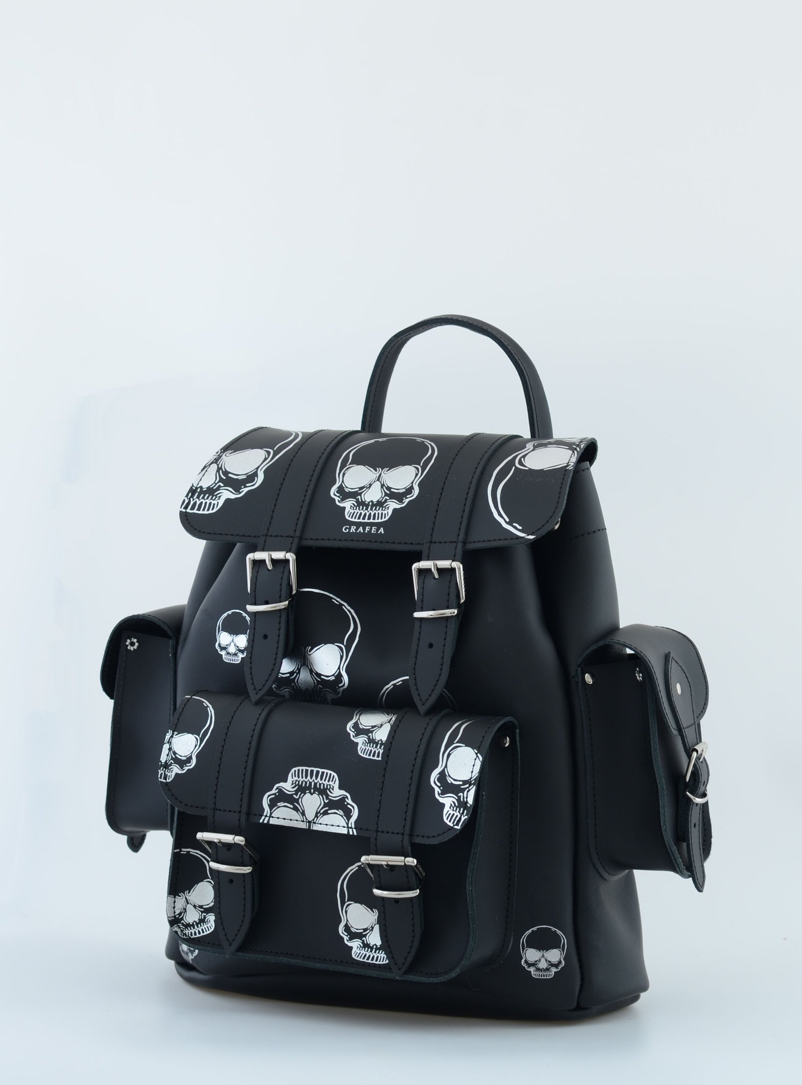 black and silver leather backpack HARI II SILVER SKULLS
