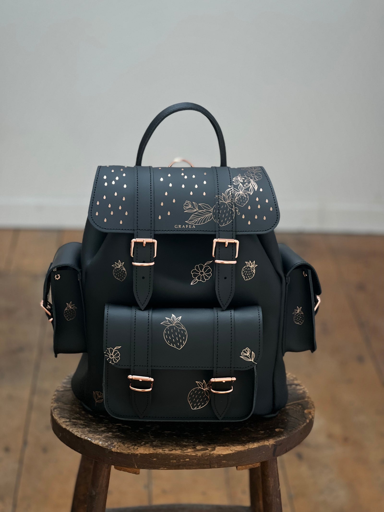 HARI II STRAWBERRIES- Leather Backpack – GRAFEA
