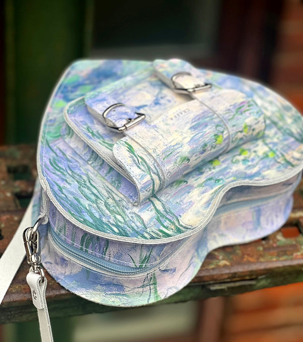 HEART SATCHEL ART