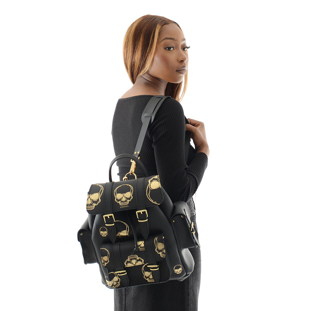 HARI II GOLD SKULLS - Leather Backpack – GRAFEA