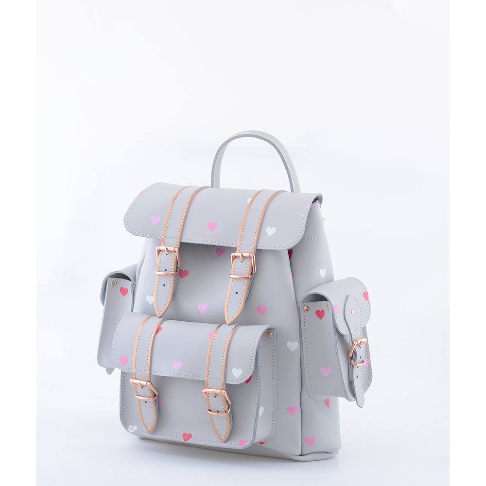 HARI II GREY HEARTS - Leather Backpack – GRAFEA