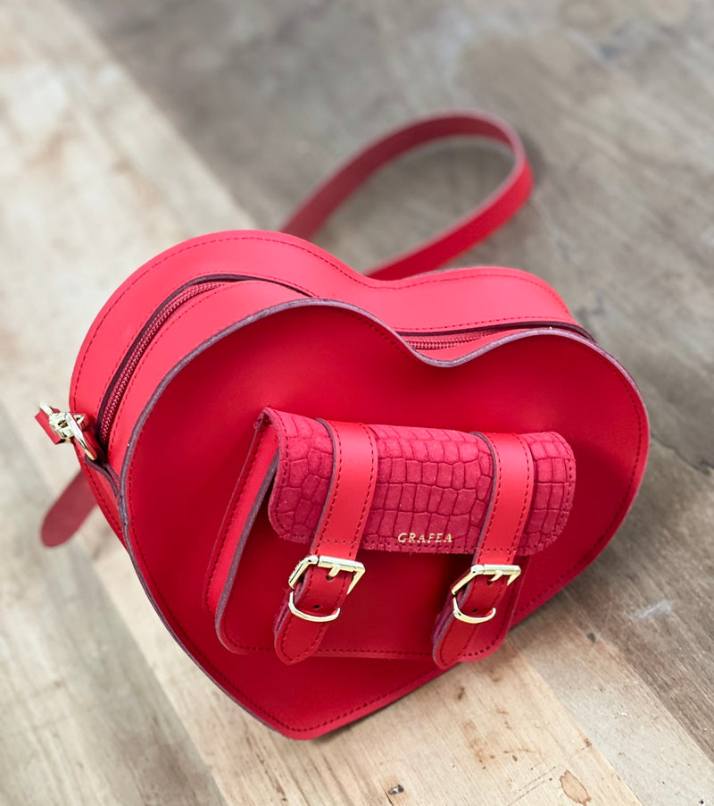 HEART SATCHEL SUEDE RED