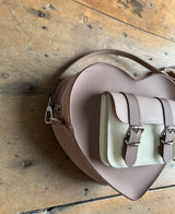 HEART SATCHEL CAFE