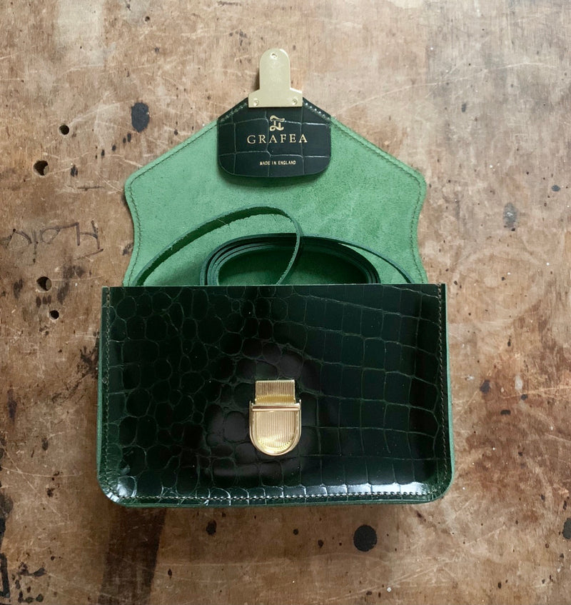 SMALL CROSSBODY CROC GREEN