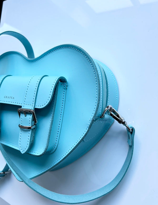 HEART SATCHEL LIGHT BLUE