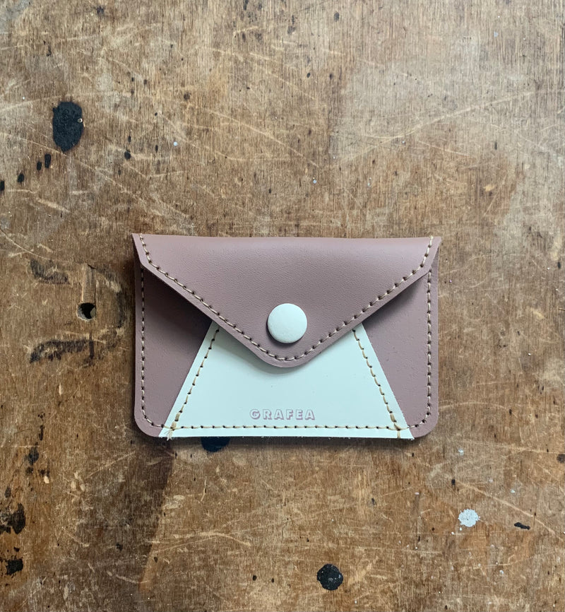 CARD WALLET MILKSHAKE