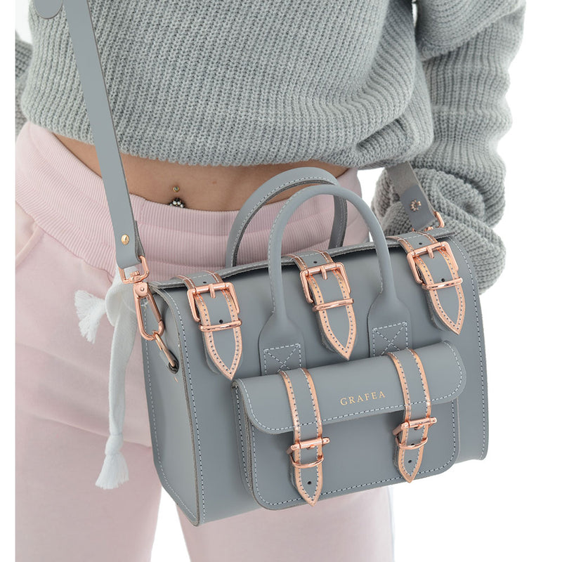 Small grey bag top