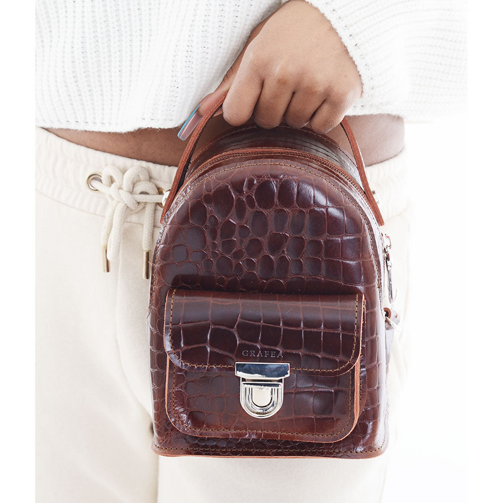 Hermès Vintage Brown Crocodile Porosus Cordelière Clasp Handbag ○ Labellov  ○ Buy and Sell Authentic Luxury