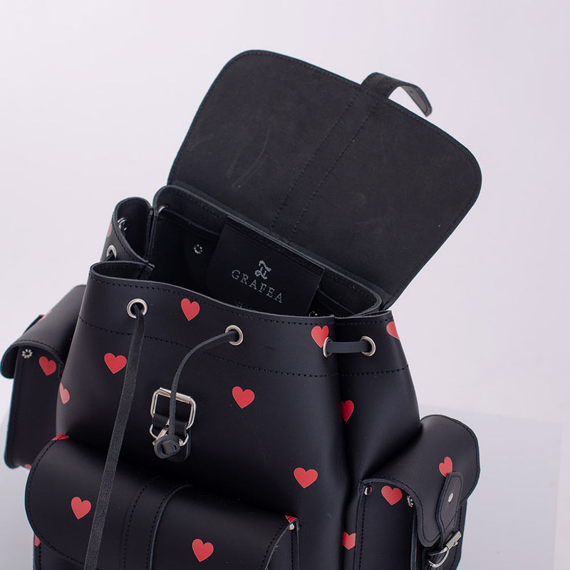 HARI RED HEARTS