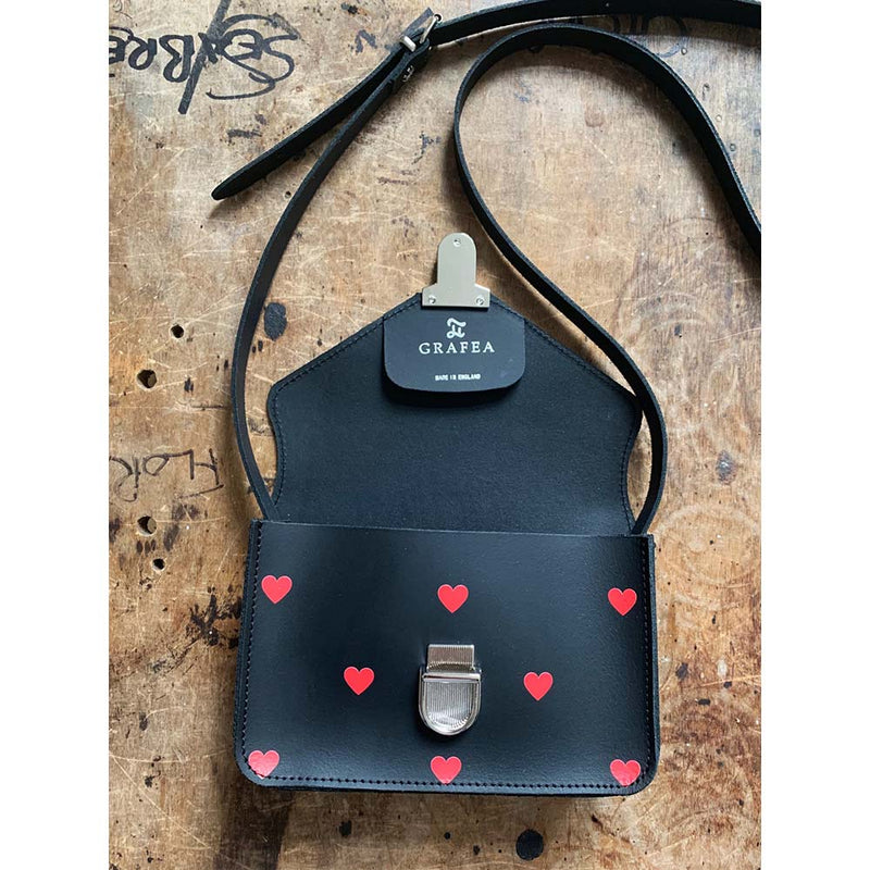 SMALL CROSSBODY RED HEARTS